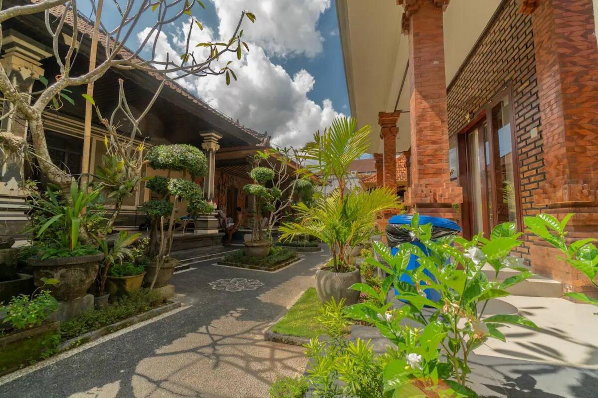Pondok Lulik Homestay Canggu ภายนอก รูปภาพ
