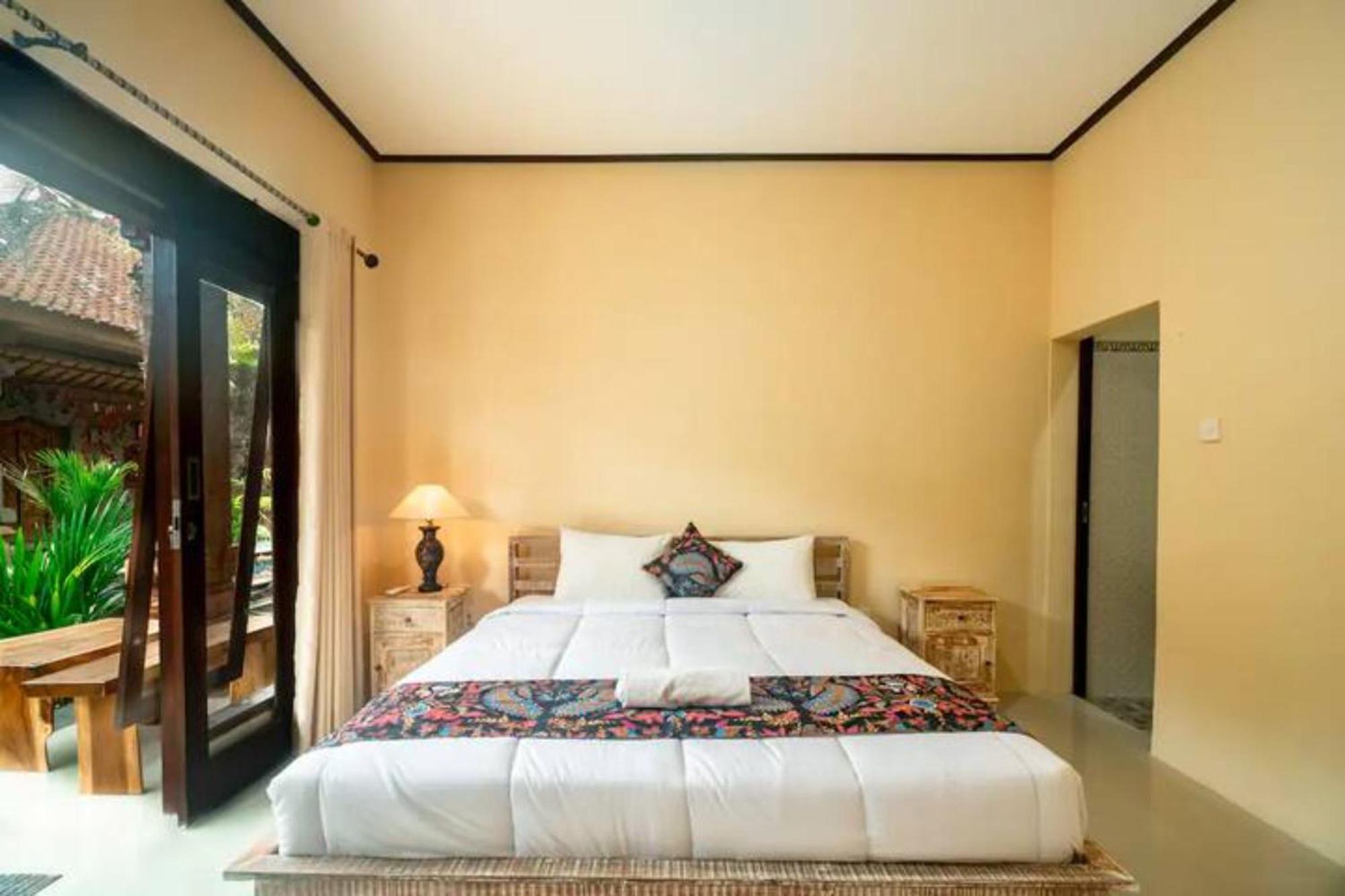 Pondok Lulik Homestay Canggu ภายนอก รูปภาพ
