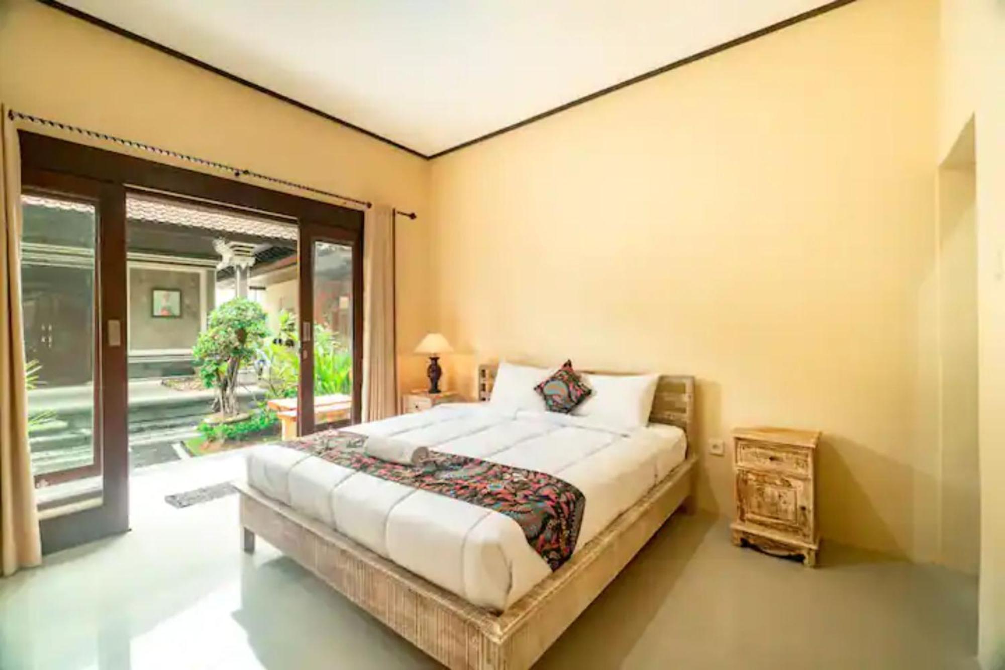 Pondok Lulik Homestay Canggu ภายนอก รูปภาพ