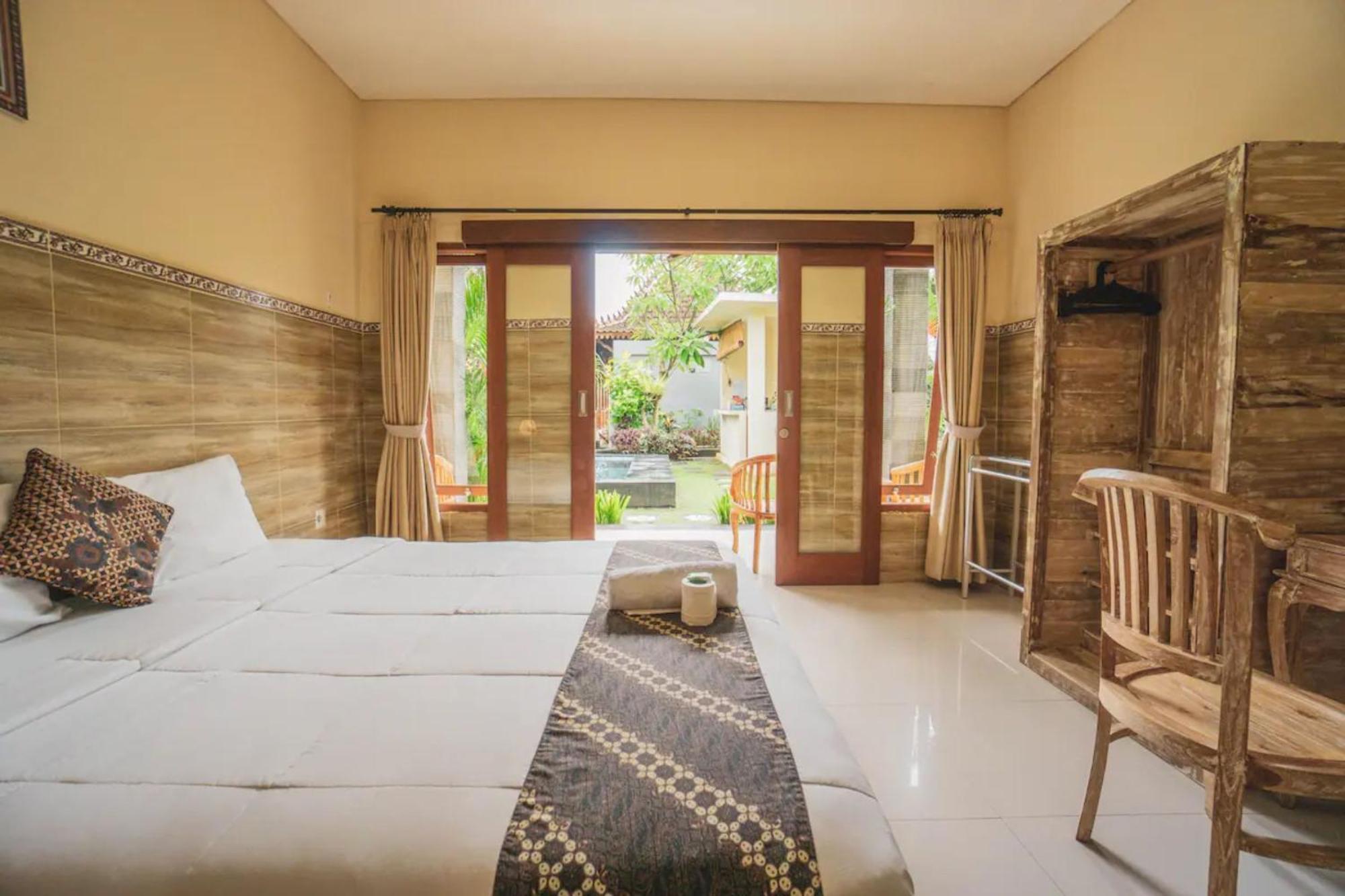 Pondok Lulik Homestay Canggu ภายนอก รูปภาพ